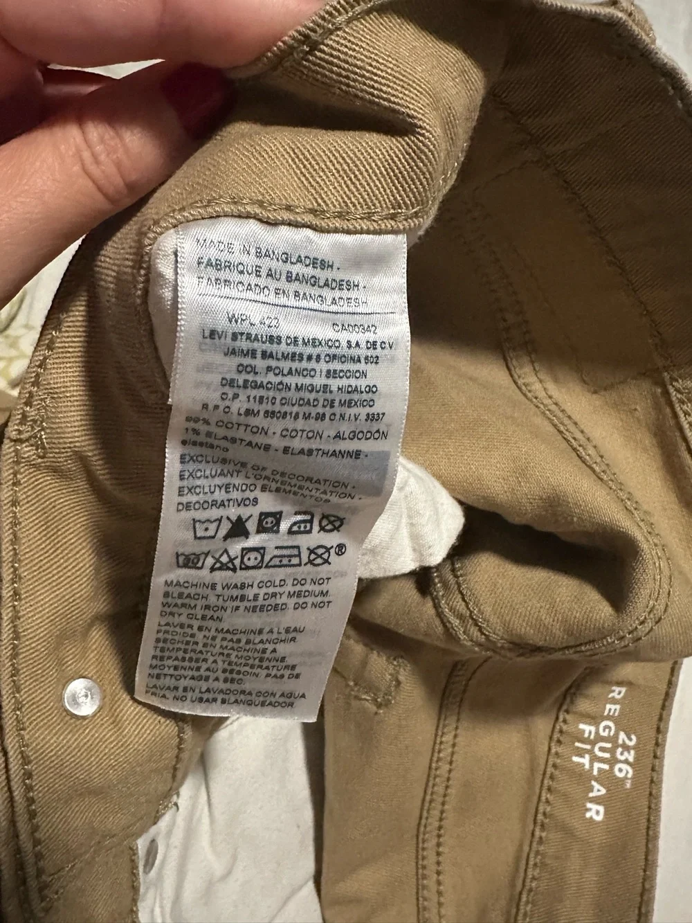 Denizen Levi’s Khaki Jeans